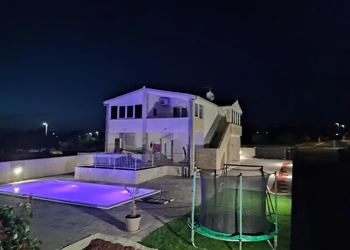 Salt Bazen,jacuzzy *