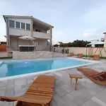 Salt Bazen,jacuzzy Villa