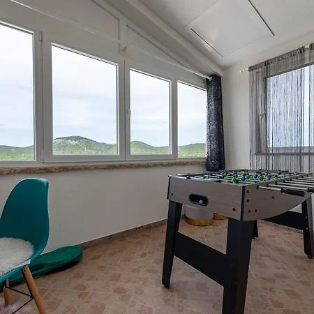 Villa Salt Bazen,Jacuzzy Willa Sukošan