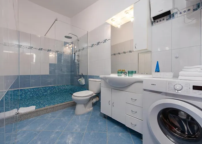 Salt Bazen,jacuzzy Сукошан